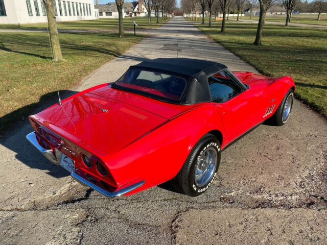 Chevrolet Corvette 1969 image number 30