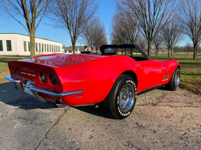 Chevrolet Corvette 1969 image number 31