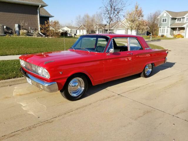 Ford Fairlane 1963 image number 0