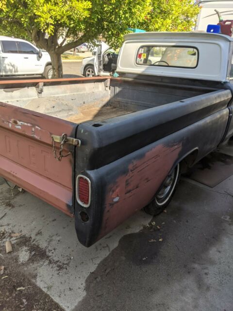 Chevrolet C-10 1960 image number 16