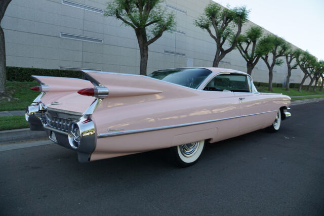 Cadillac Coupe de Ville 2 Door Hardtop 1959 image number 39