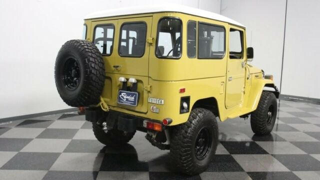 Toyota FJ Cruiser 1977 image number 13