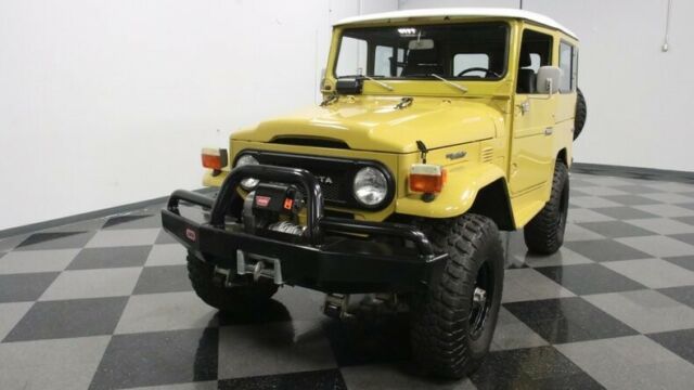 Toyota FJ Cruiser 1977 image number 20