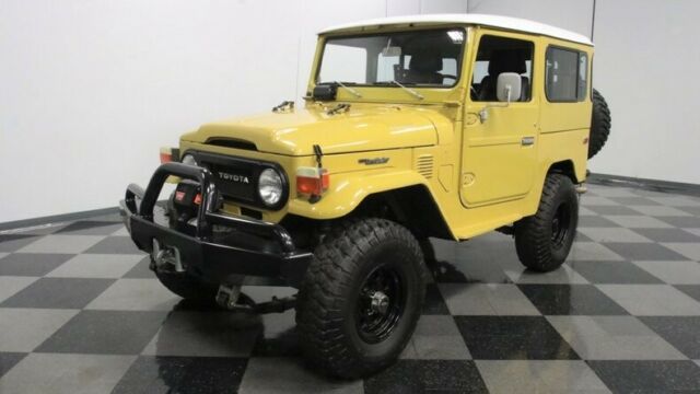 Toyota FJ Cruiser 1977 image number 29