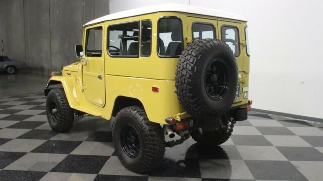 Toyota FJ Cruiser 1977 image number 33