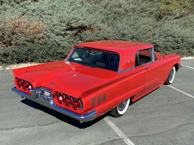 Ford Thunderbird 1960 image number 11