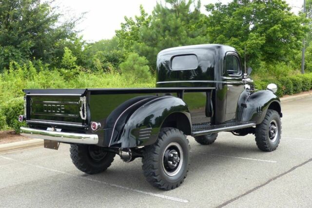 Dodge Power Wagon 1947 image number 29