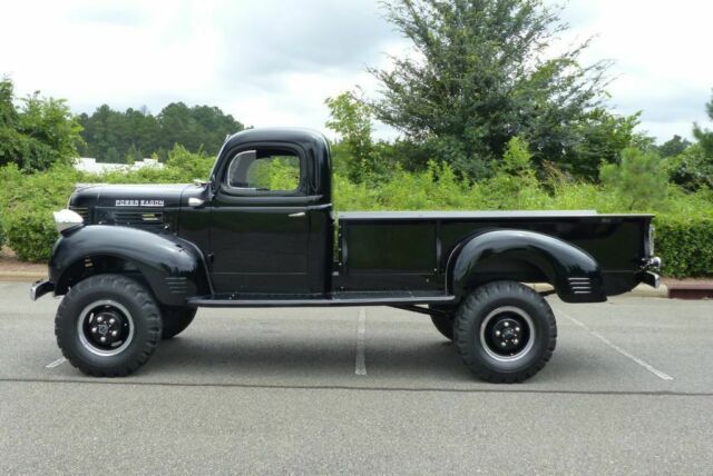 Dodge Power Wagon 1947 image number 32