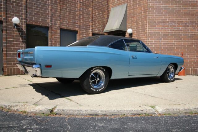 Plymouth Road Runner 1969 image number 4