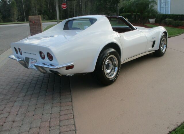 Chevrolet Corvette 1973 image number 1