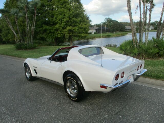 Chevrolet Corvette 1973 image number 24