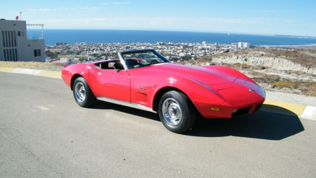 Chevrolet Corvette 1974 image number 10