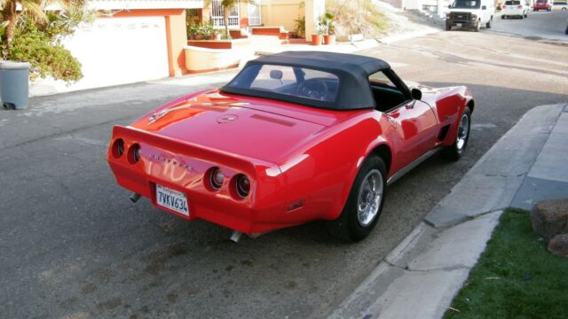 Chevrolet Corvette 1974 image number 28