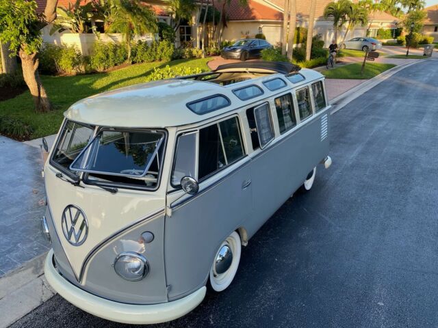 Volkswagen Bus/Vanagon 1961 image number 7