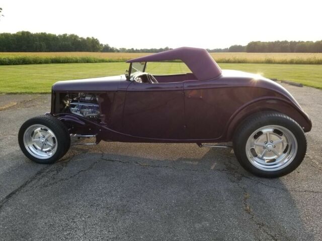 Ford Roadster 1934 image number 1