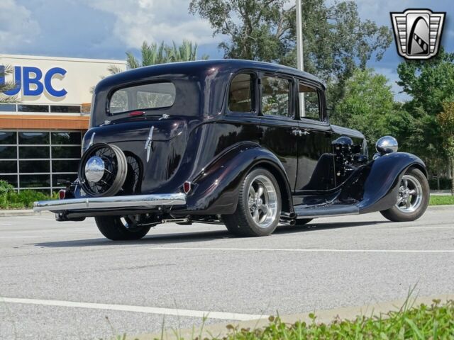 REO Flying Cloud 1934 image number 7