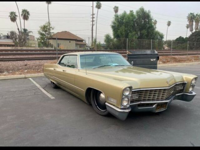 Cadillac DeVille 1967 image number 18