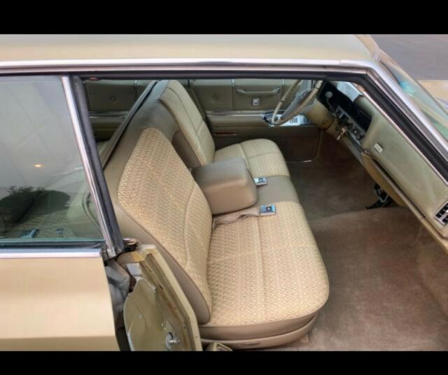 Cadillac DeVille 1967 image number 2