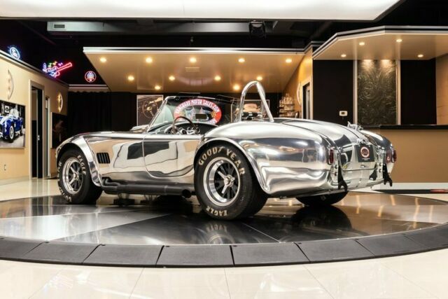 Shelby Cobra 1965 image number 38