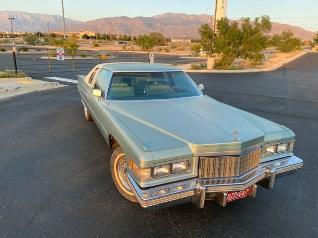 Cadillac DeVille 1976 image number 27