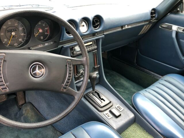 Mercedes-Benz SL-Class 1972 image number 11