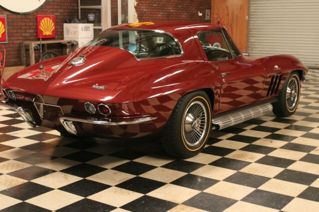 Chevrolet Corvette 1966 image number 23