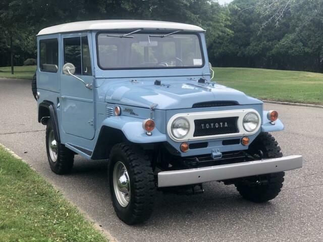 Toyota FJ Cruiser 1969 image number 24