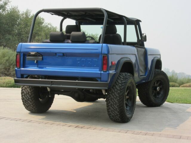 Ford Bronco 1973 image number 32