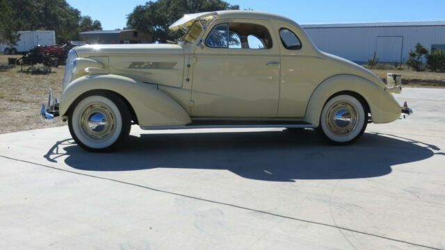 Chevrolet Master 1937 image number 1