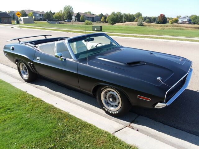 Dodge Challenger 1971 image number 22