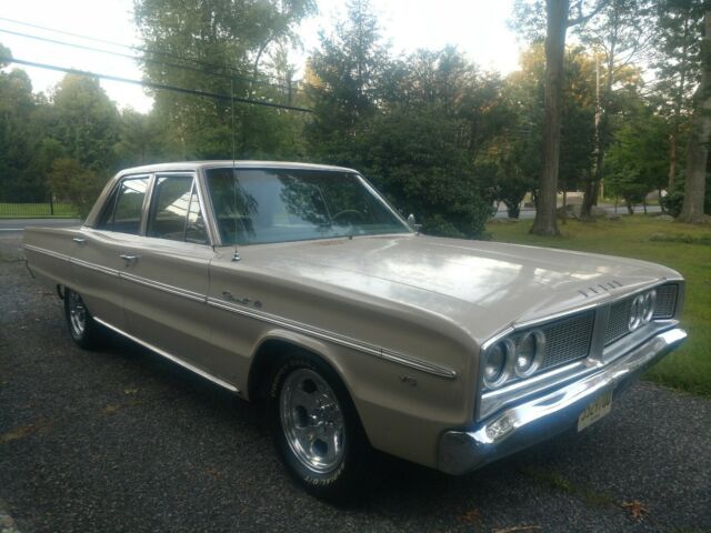 Dodge Coronet 1966 image number 28