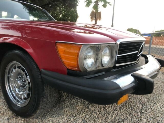 Mercedes-Benz 450SL 1977 image number 24