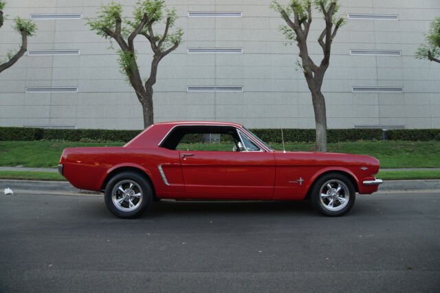 Ford Mustang 351W V8 2 Door Custom 4 spd manual Coupe 1965 image number 2