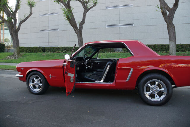 Ford Mustang 351W V8 2 Door Custom 4 spd manual Coupe 1965 image number 22