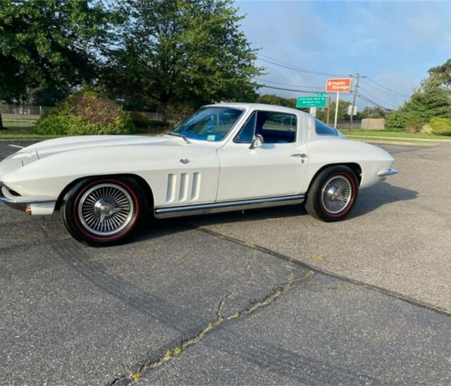 Chevrolet Corvette 1965 image number 47