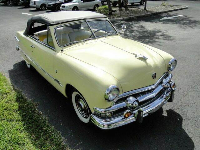 Ford Deluxe 1951 image number 21