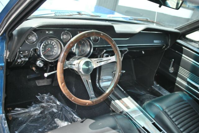 Ford Mustang 1967 image number 12