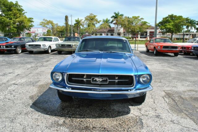 Ford Mustang 1967 image number 16