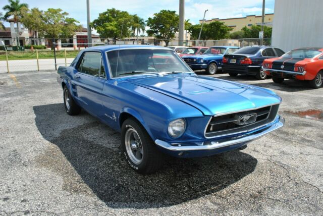 Ford Mustang 1967 image number 17