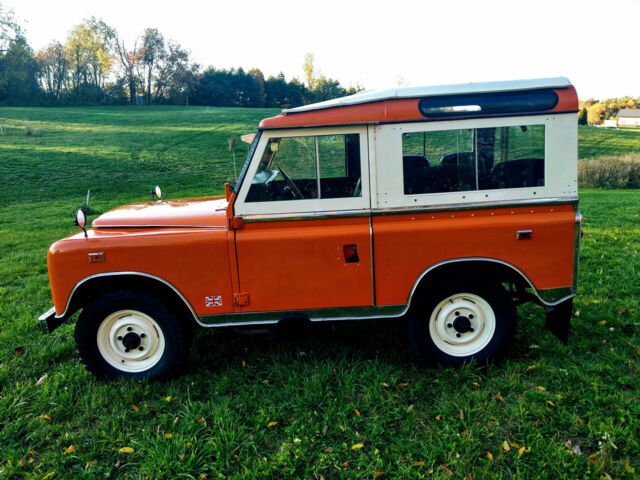 Land Rover Series 3 SWB 88 1973 image number 32