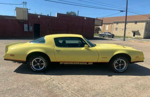 Pontiac Firebird 1976 image number 5