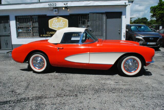 Chevrolet Corvette 1956 image number 19