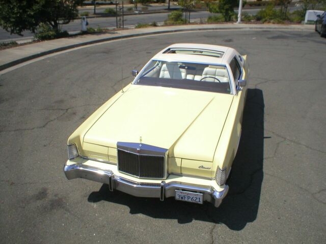 Lincoln Mark Series 1973 image number 2