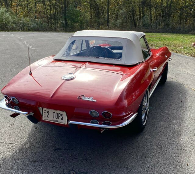 Chevrolet Corvette 1964 image number 16