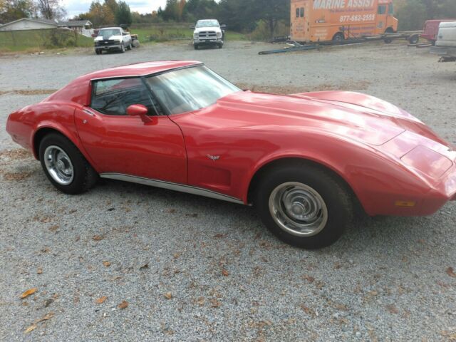 Chevrolet Corvette 1977 image number 13