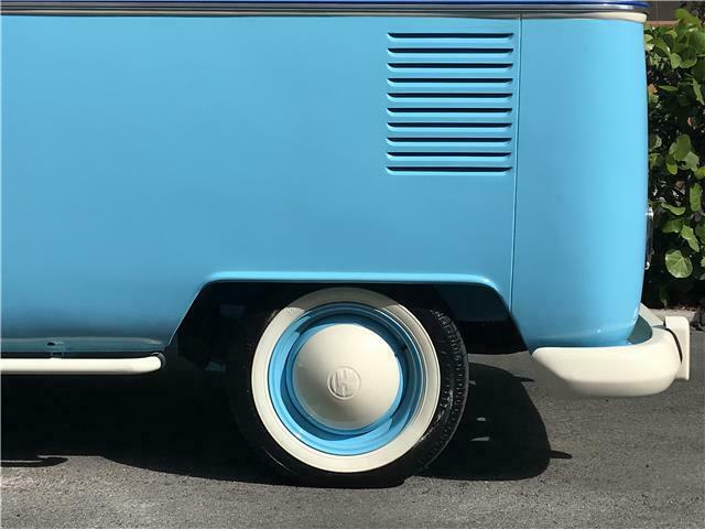 Volkswagen Bus/Vanagon 1974 image number 19