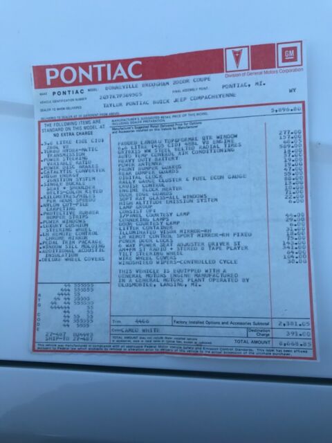 Pontiac Bonneville 1977 image number 14