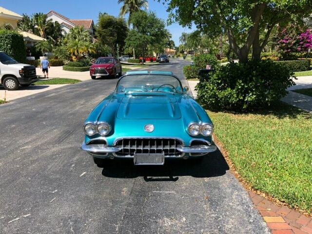 Chevrolet Corvette 1959 image number 26