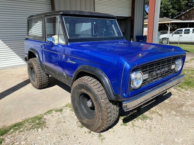 Ford Bronco 1966 image number 0