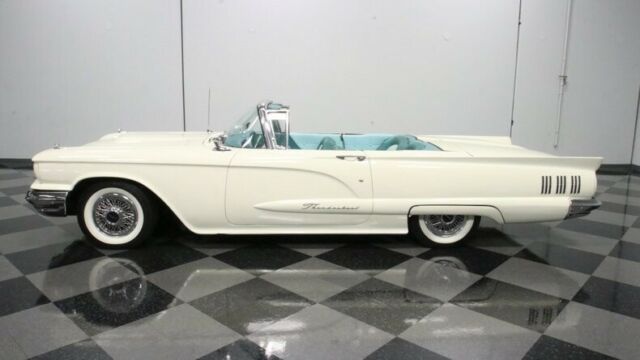 Ford Thunderbird 1960 image number 2